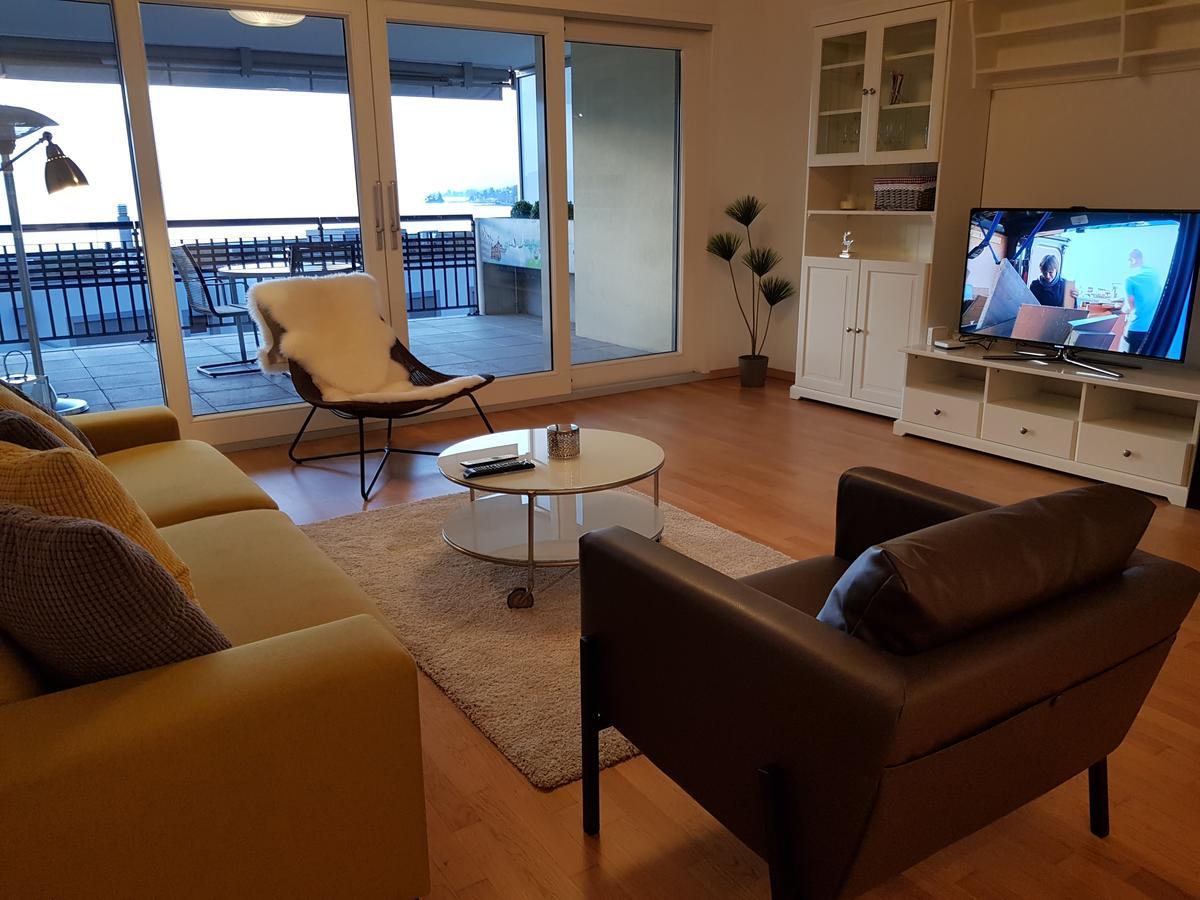 Montreux Lake View Apartments City Centre Esterno foto